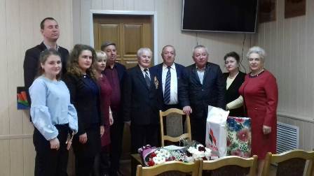 IMG-46018684b3b36d29535432d6e4e99618-VMAK1
