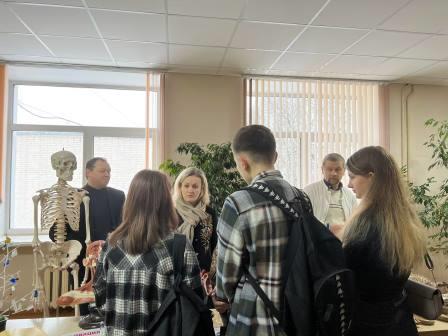 IMG-2ba8e22aab3f5bcf20841405fa131df3-V